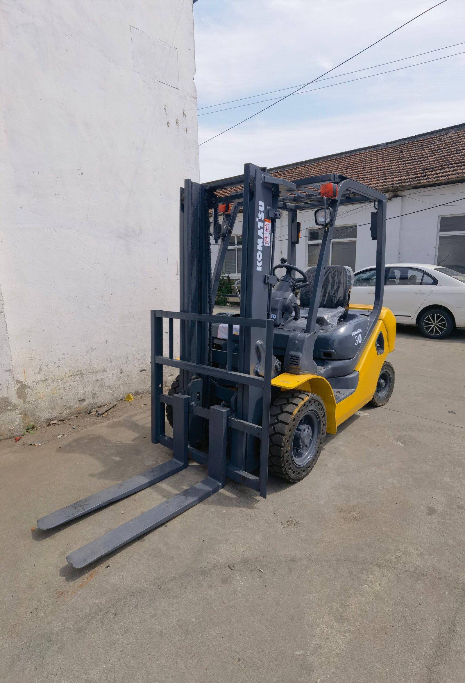 komatsu FD30 Diesel Forklift 3-ton with Triplex Mast - 图片 6