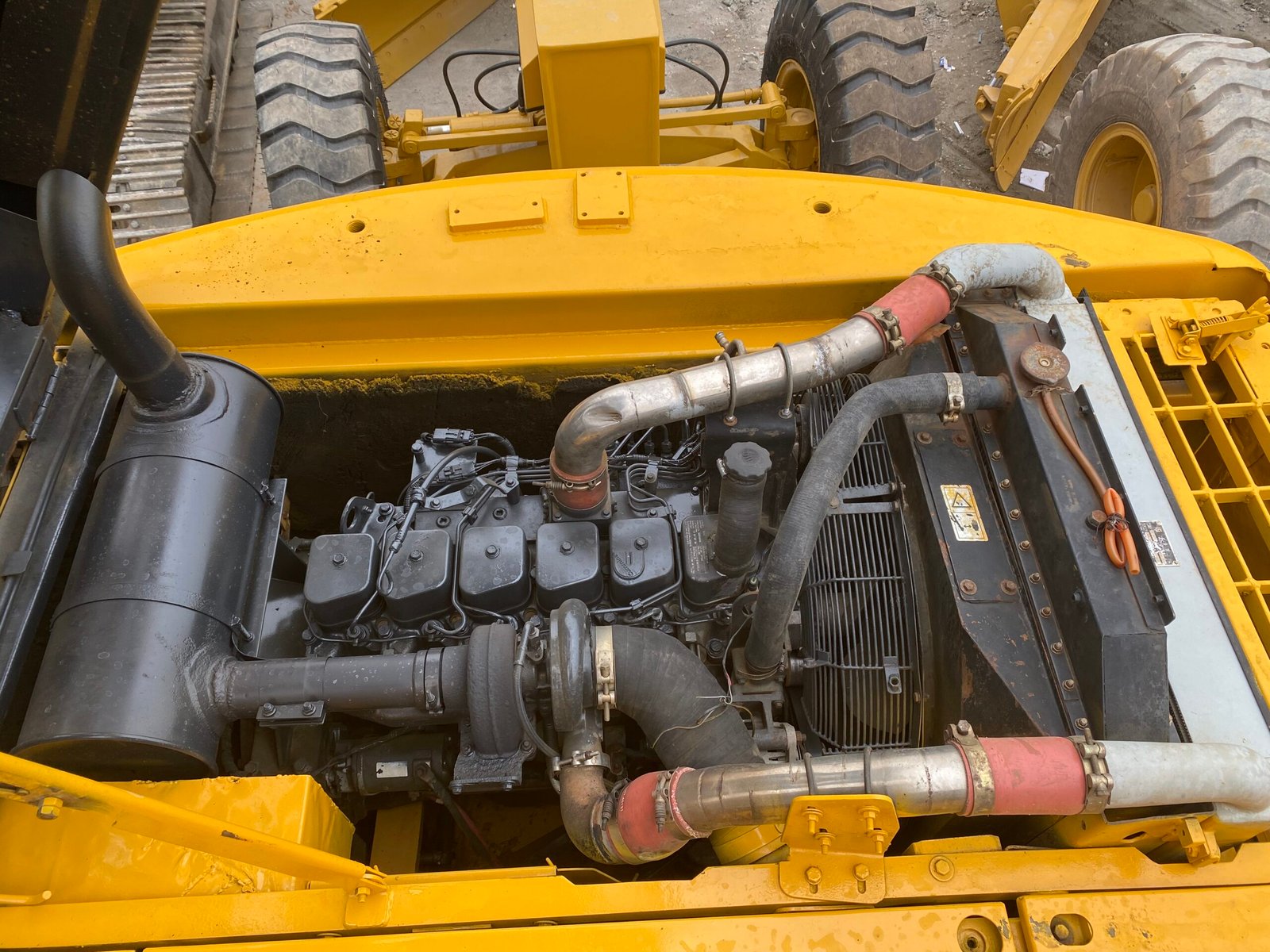 Liugong CLG925D 25 Ton Crawler Excavator - Image 5