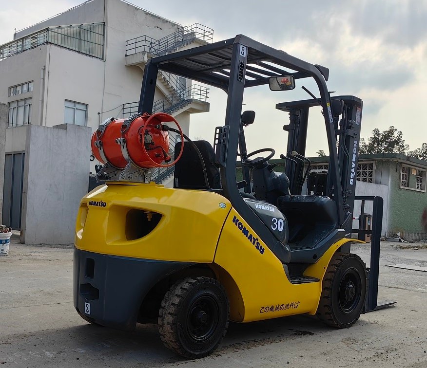 Komatsu FG30 LPG Forklift 3-ton - 图片 2