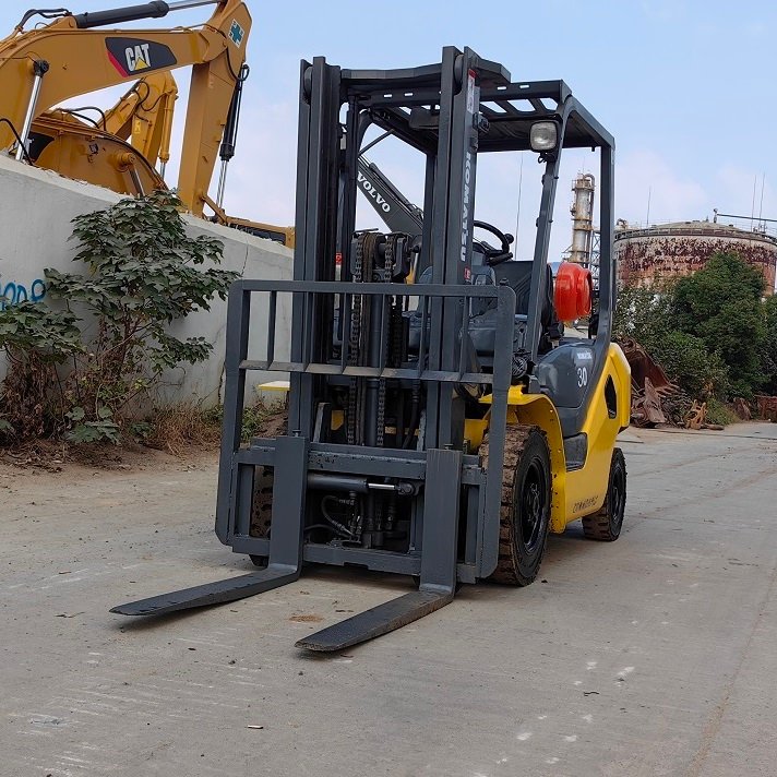 Komatsu FG30 LPG Forklift 3-ton - 图片 3